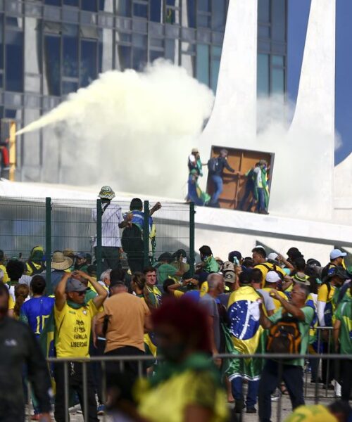 GSI divulga imagens do dia da invasão no Palácio do Planalto