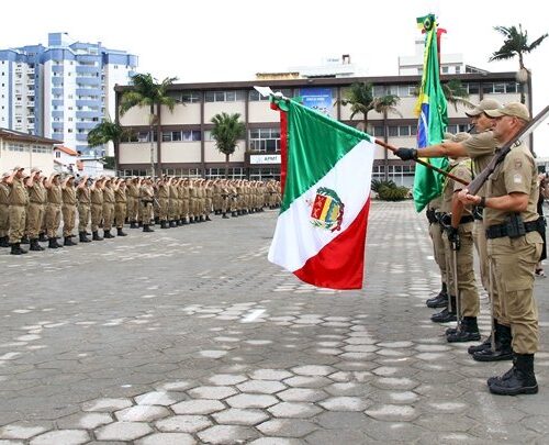 PMSC comemora 188 anos com solenidade e entrega de condecorações