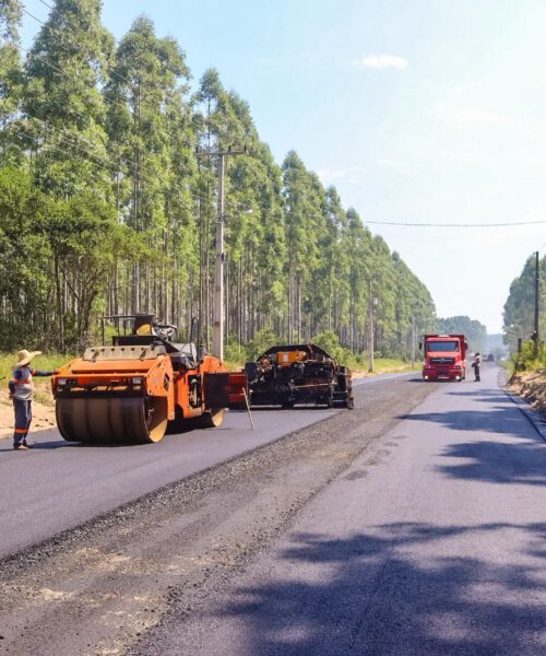 Secretário de Infraestrutura garante continuidade das obras do asfalto da Bellatorres