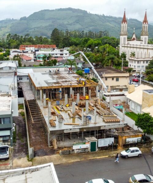 Obras do Hospital Nossa Senhora de Fátima avançam para o segundo andar