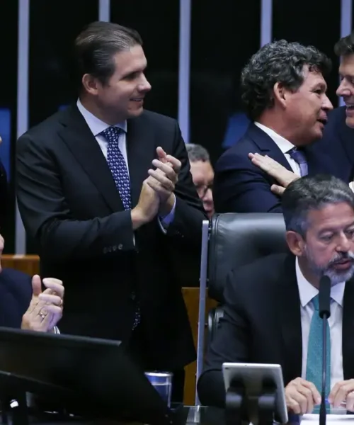 Câmara aprova reforma tributária em segundo turno