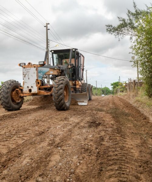 Começa a preparação para o asfaltamento da Estrada Geral Curralinhos em Passo de Torres