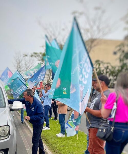 Peri e Chero continuam arrastando multidão com o clamor de mudança para Sombrio