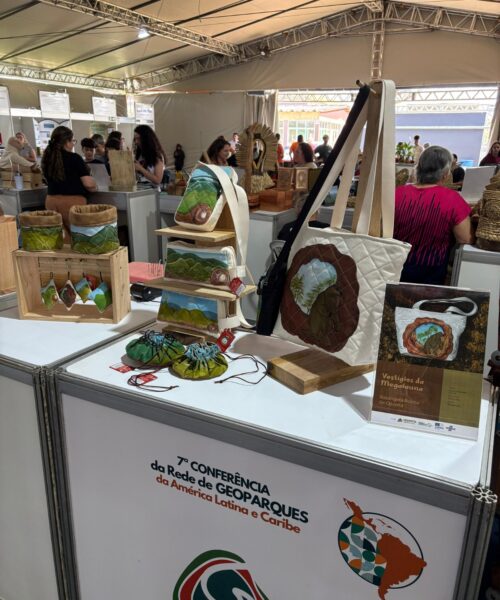 Artesã representa Timbé do Sul na 7ª Conferência da Rede de Geoparques da América Latina e Caribe