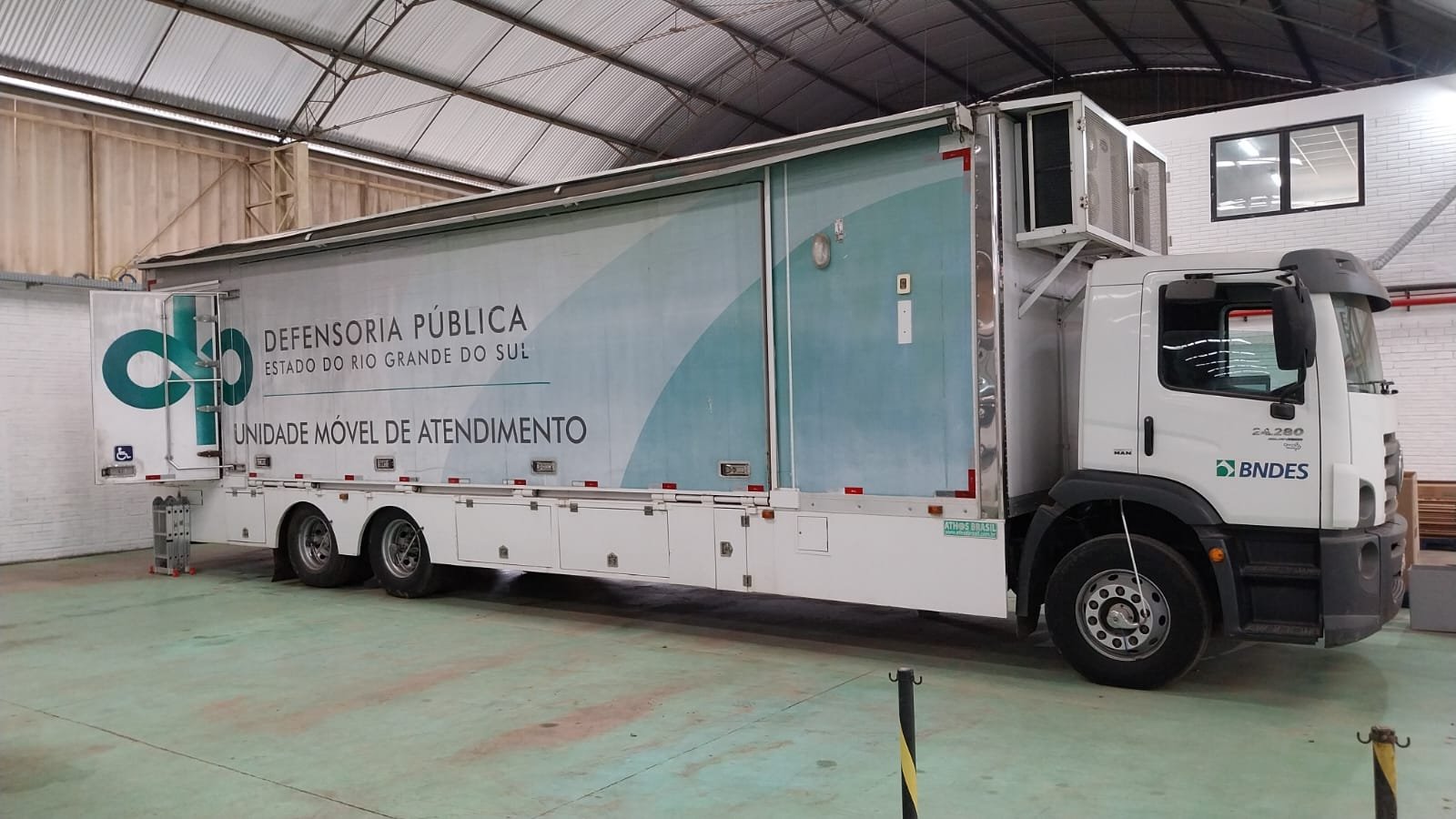 Defensoria Pública irá realizar atendimento especializado contra violência à mulher em Torres com caminhão-escritório