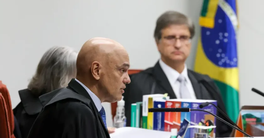 Moraes nega que STF esteja condenando “velhinhas com a bíblia na mão”