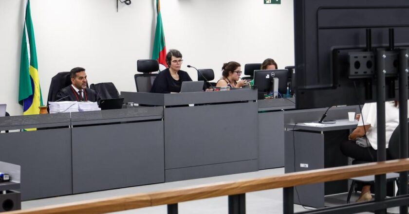 Porto Alegre: médico e enfermeira acusados pelo MPRS são condenados por matar bebê após parto domiciliar