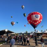 35º Festival Internacional de Balonismo começa com provas técnicas e céu colorido em Torres