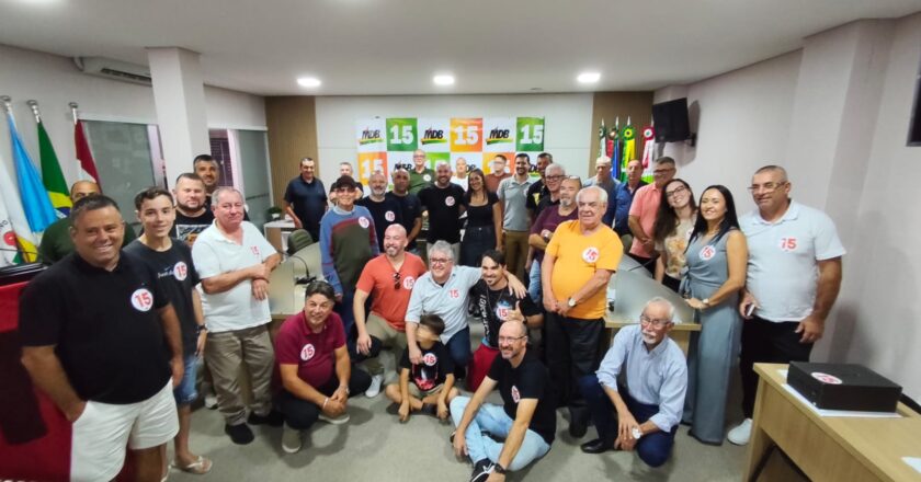 MDB Passo de Torres conduz o ex-prefeito Jonas Souza à presidência do partido