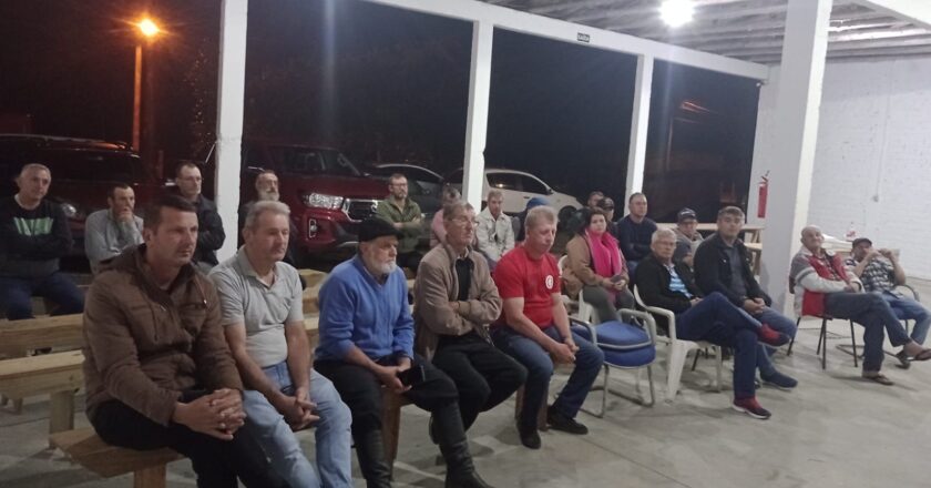 Associação de Agricultores de Passo de Torres realiza Assembleia Geral