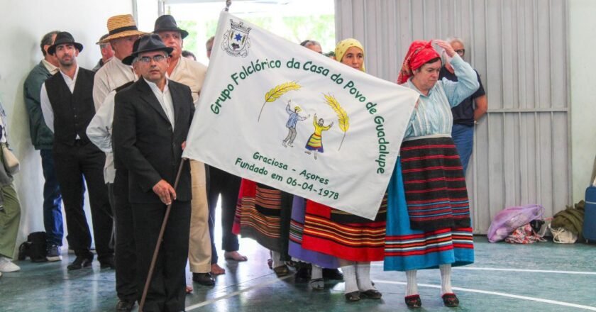 Grupo Folclórico da Ilha Graciosa, Açores, realiza intercâmbio cultural em Passo de Torres