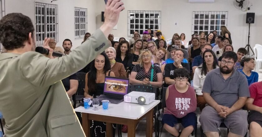 Palestra “Ainda Dá Tempo” é realizada em Passo de Torres