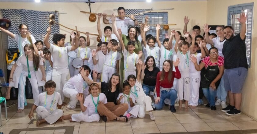 Serviço de Convivência de Passo de Torres promove Formatura de Capoeira