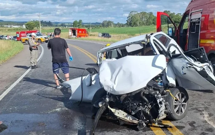 Acidente deixa dois mortos e dois feridos na Rota do Sol