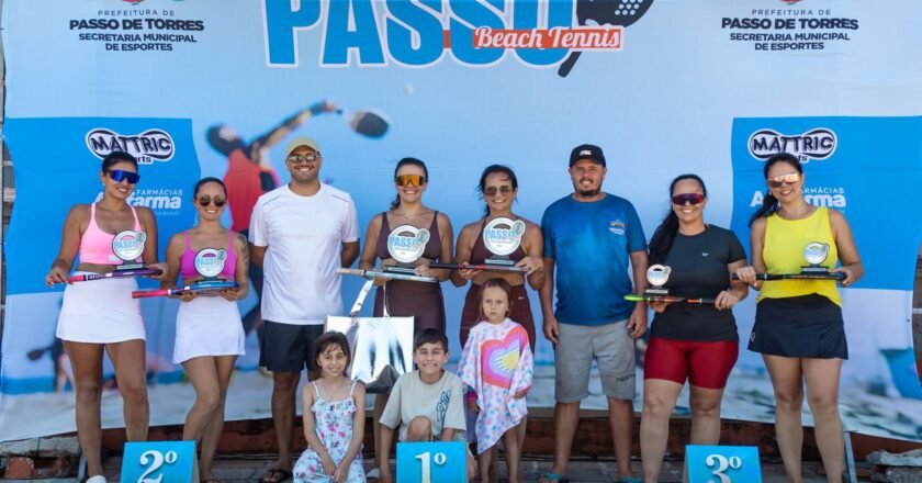 Passo Beach Tennis reúne 46 duplas em etapa realizada na praia de  Bellatorres