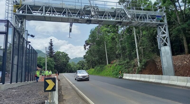 MPRS instaura inquérito para apurar multas aplicadas no sistema de pedágios free flow no RS