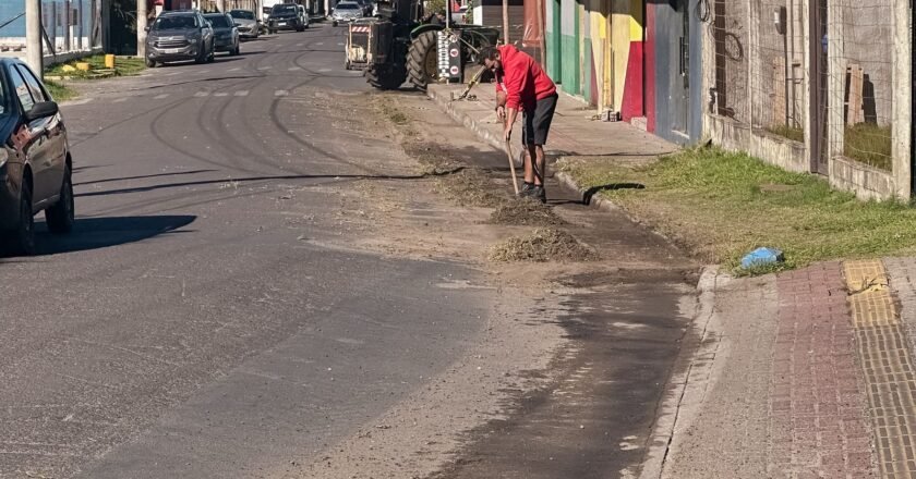 Secretaria de Obras intensifica serviços de manutenção e limpeza urbana em Passo de Torres