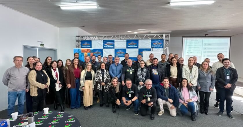 Passo de Torres debate estratégias para o futuro do município em workshop do Plano de Desenvolvimento Socioeconômico