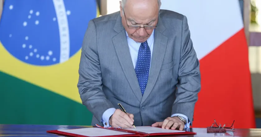 Itamaraty alerta para risco de EUA usar força militar no Brasil