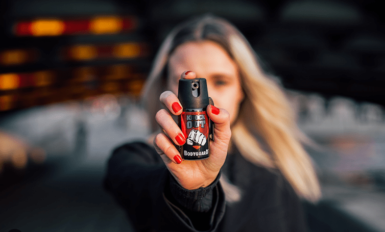 Aprovada venda de spray de pimenta para segurança de mulheres; texto vai à sanção