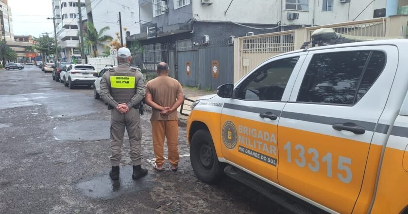 Mais um foragido é retirado das ruas: Comando Rodoviário cumpre novo mandado de prisão na ERS-389 em Torres
