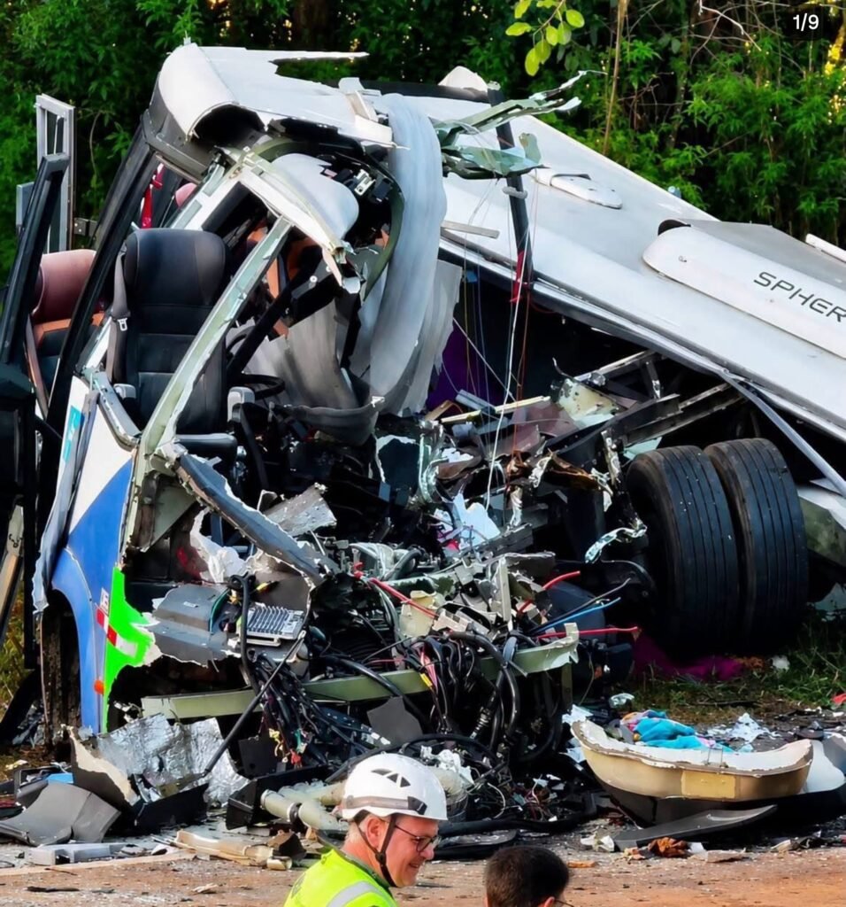 Acidente no Paraná deixa 23 mortos